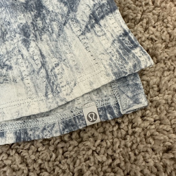 Lululemon tank top - Picture 2 of 2
